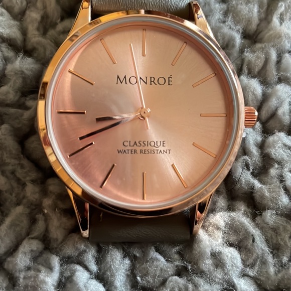 Monroe Classic Women’s Watch NWT - Picture 2 of 5